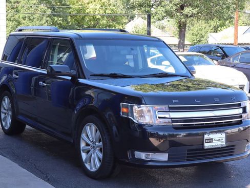 Used 2019 Ford Flex SEL w/ Equipment Group 202A image 6