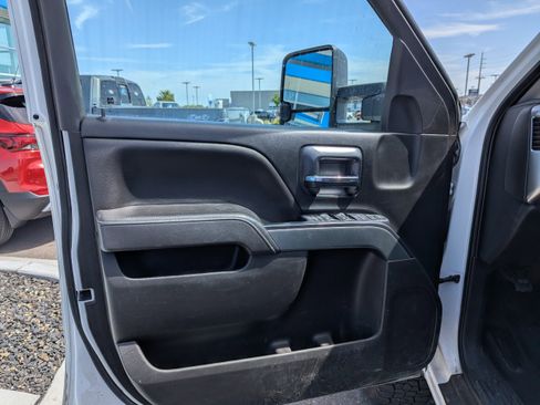 Used 2018 Chevrolet Silverado 2500 LT w/ LT Fleet Convenience Package AWD/4WD image 10