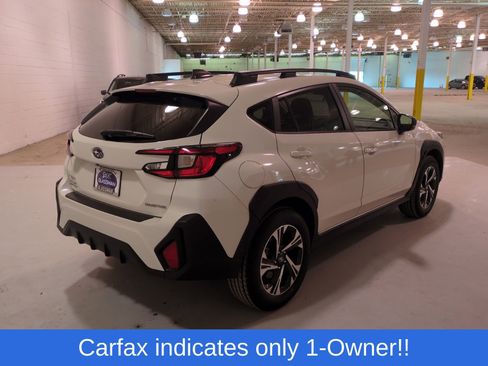 Used 2024 Subaru Crosstrek 2.0i Premium AWD/4WD image 3