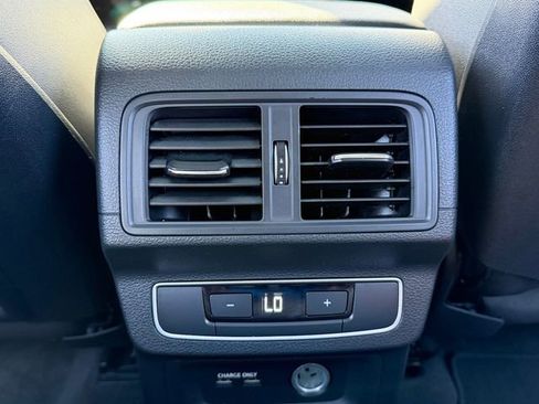 Used 2023 Audi Q5 2.0T Premium w/ Convenience Package image 25