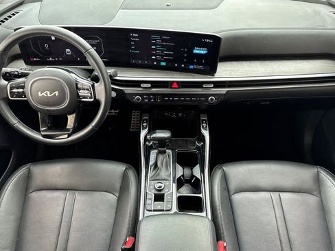 Certified 2025 Kia Sorento SX AWD/4WD image 14