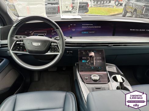Used 2026 Cadillac Escalade IQ Sport 2 AWD/4WD image 13