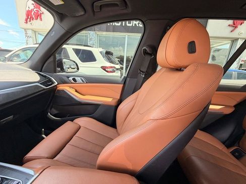 Used 2022 BMW X5 sDrive40i RWD image 19