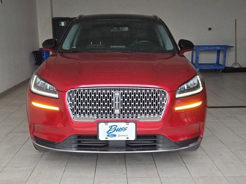 Used 2022 Lincoln Corsair AWD w/ Premium Package image 2