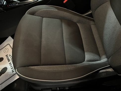 Used 2023 Chevrolet TrailBlazer LT image 15