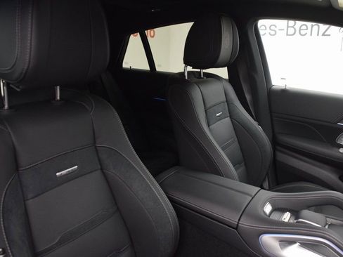 New 2026 Mercedes-Benz GLE 53 AMG 4MATIC Coupe image 17