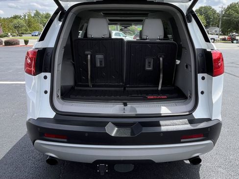Used 2019 GMC Acadia SLT w/ LPO, Floor Liner Package FWD image 22