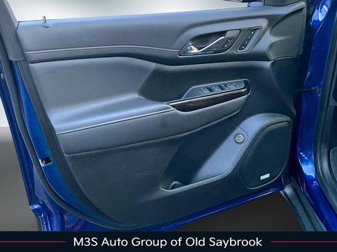 Used 2023 GMC Acadia AT4 w/ Technology Package image 20