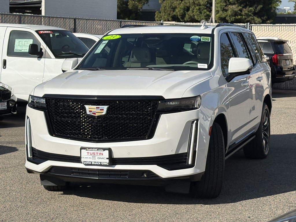 Used 2023 Cadillac Escalade Sport Platinum AWD/4WD image 3