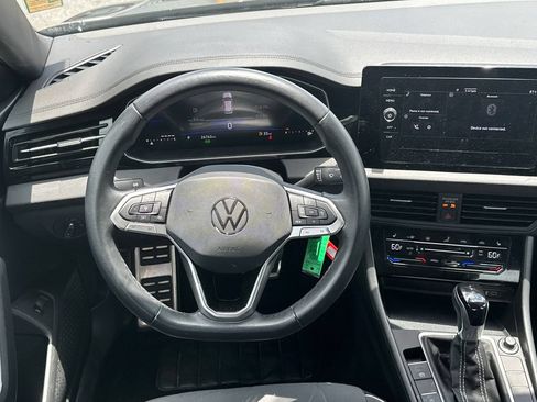 Used 2025 Volkswagen Jetta Sport FWD image 23