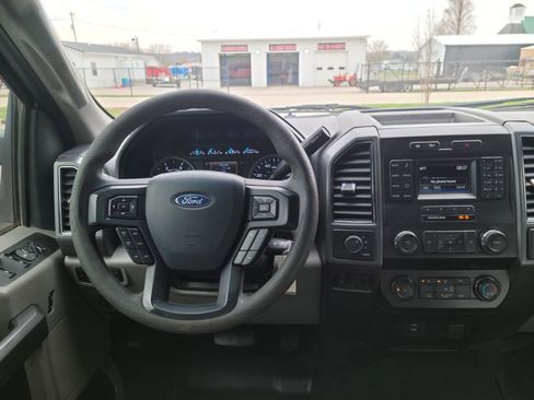 Used 2019 Ford F250 XLT AWD/4WD image 10