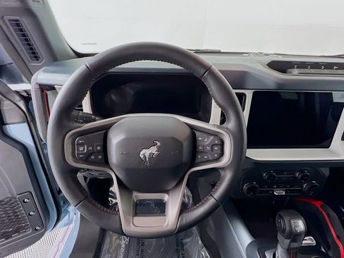 New 2025 Ford Bronco Heritage Edition image 8