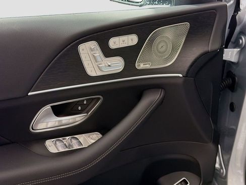 New 2026 Mercedes-Benz GLS 450 4MATIC image 21