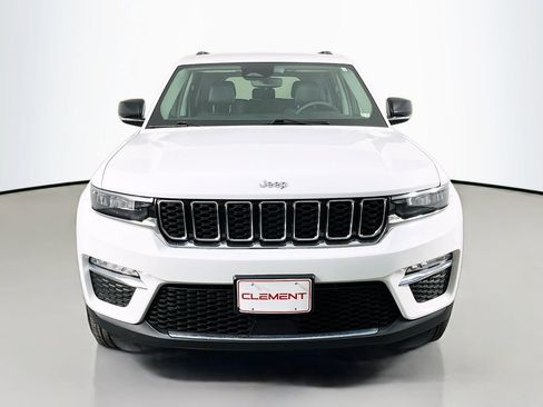 Used 2023 Jeep Grand Cherokee Limited AWD/4WD image 3