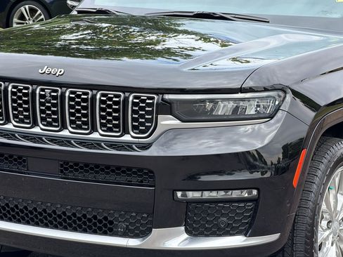 Used 2021 Jeep Grand Cherokee L Summit w/ Luxury Tech Group V AWD/4WD image 12
