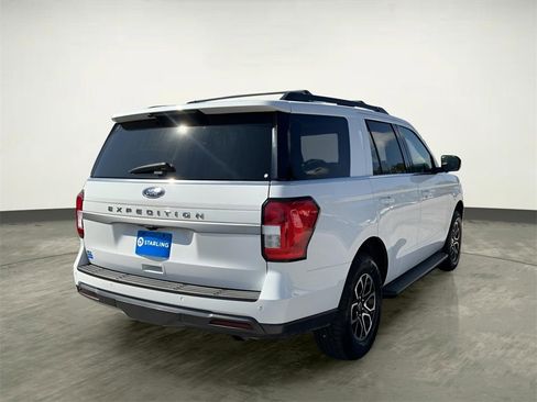 Certified 2024 Ford Expedition XLT image 8