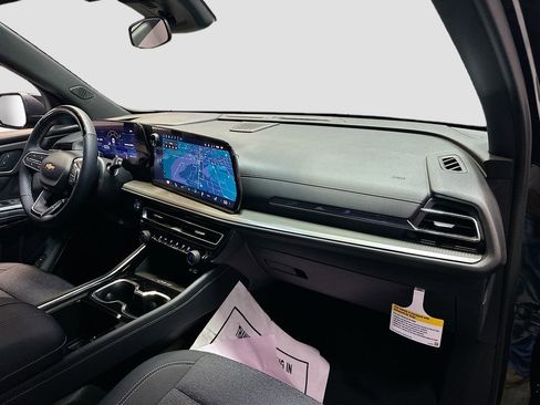 New 2025 Chevrolet Traverse LT w/ Enhanced Driving Package image 32