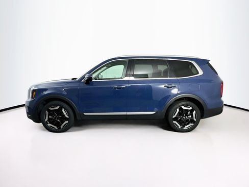 Used 2025 Kia Telluride S AWD/4WD image 4