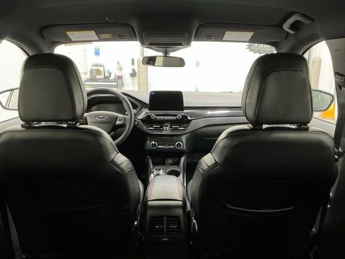 Used 2025 Ford Escape ST-Line image 24