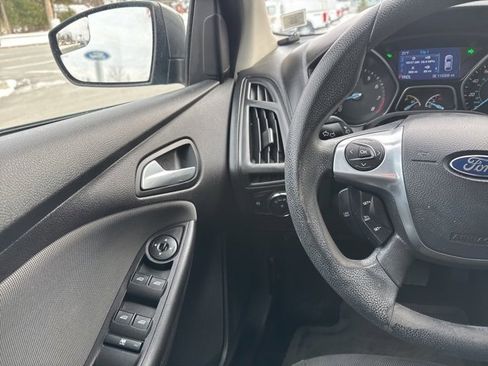 Used 2014 Ford Focus SE image 22
