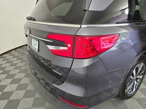 Used 2023 Honda Odyssey Touring image 15