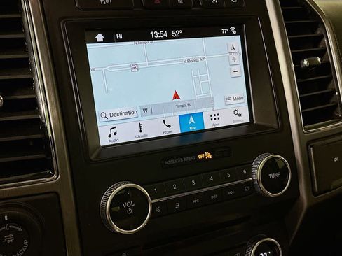 Certified 2018 Ford Expedition Platinum image 28