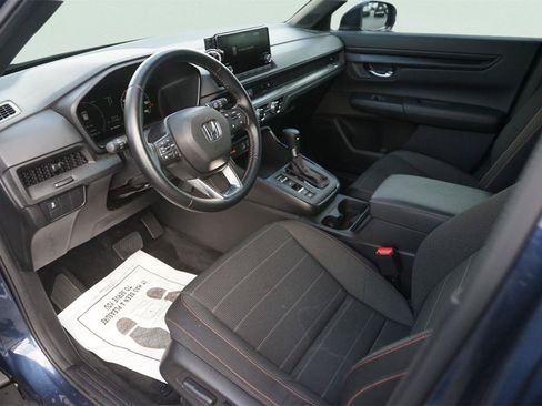 Used 2025 Honda CR-V Sport image 8