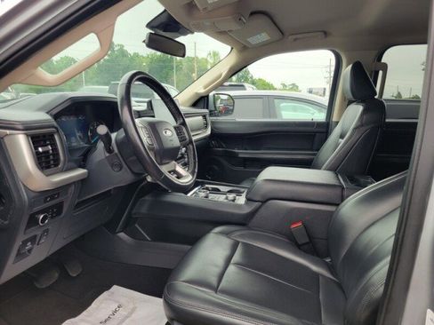 Used 2024 Ford Expedition Max XLT AWD/4WD image 23