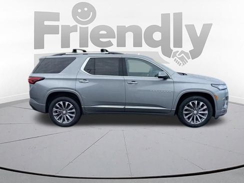 Used 2023 Chevrolet Traverse Premier AWD/4WD image 6