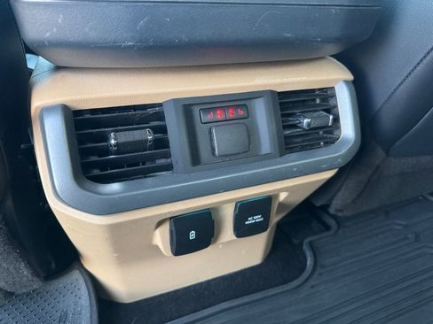 Certified 2021 Ford F150 Lariat w/ Equipment Group 502A High image 20