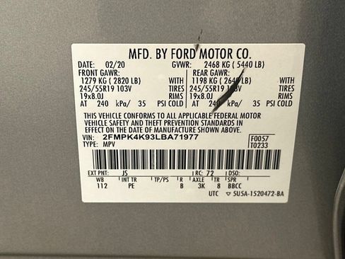 Used 2020 Ford Edge Titanium w/ Equipment Group 301A AWD/4WD image 38