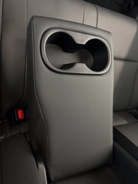 Used 2025 Lexus UX 300h FWD w/ Accessory Package (Z2) image 32