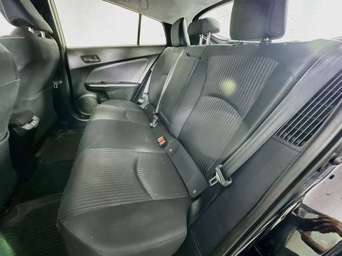 Used 2022 Toyota Prius Prime LE FWD image 25
