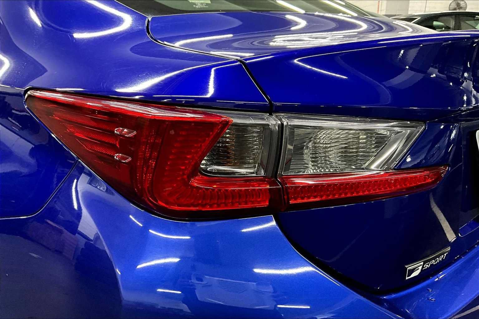 Used 2016 Lexus RC 200t RWD image 26