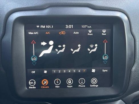 Certified 2022 Jeep Renegade Sport AWD/4WD image 28