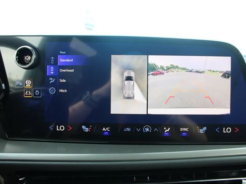 New 2027 Chevrolet Traverse LT w/ Driver Confidence Package FWD image 57