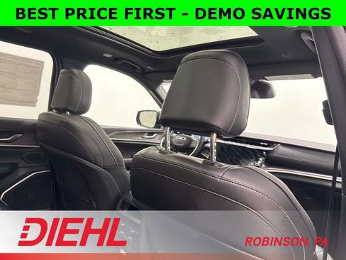 New 2026 Jeep Grand Cherokee Limited AWD/4WD image 13