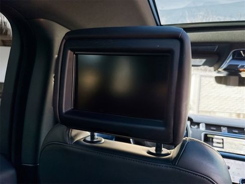 Used 2022 Land Rover Range Rover Sport HSE Silver Edition image 34