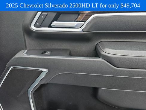 Used 2025 Chevrolet Silverado 2500 LT w/ Convenience Package AWD/4WD image 10
