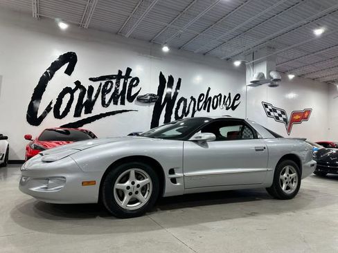 Used 2002 Pontiac Firebird Formula w/ Opt Pkg image 1