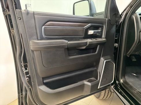 Used 2026 RAM 2500 Laramie AWD/4WD image 10
