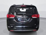 Used 2017 Chrysler Pacifica Touring-L image 5