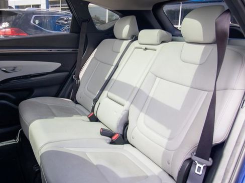 Certified 2022 Hyundai Tucson Limited w/ Cargo Package image 9