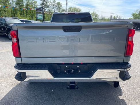 Used 2024 Chevrolet Silverado 3500 LT w/ Convenience Package AWD/4WD image 6