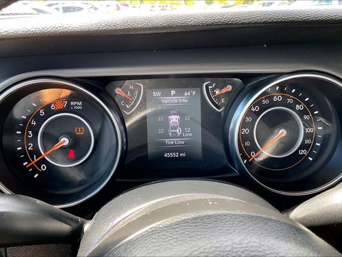 Used 2022 Jeep Wrangler Sport AWD/4WD image 26