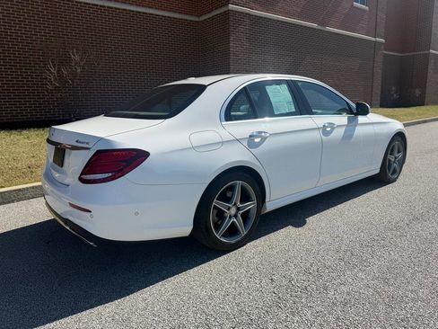 Used 2017 Mercedes-Benz E 300 4MATIC image 16