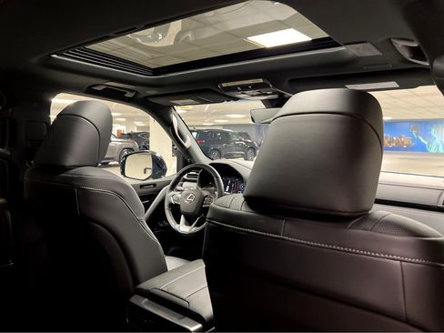 New 2026 Lexus LX 700h Luxury AWD/4WD image 22