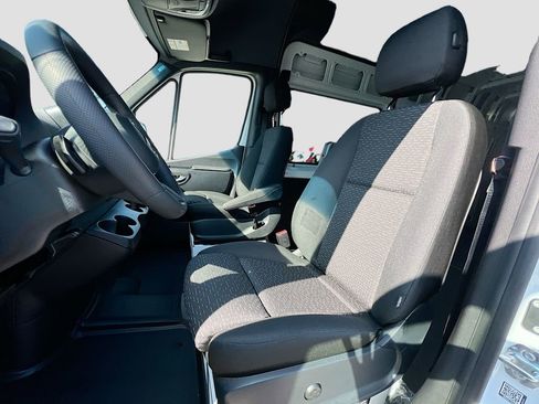 New 2026 Mercedes-Benz Sprinter 2500 image 11