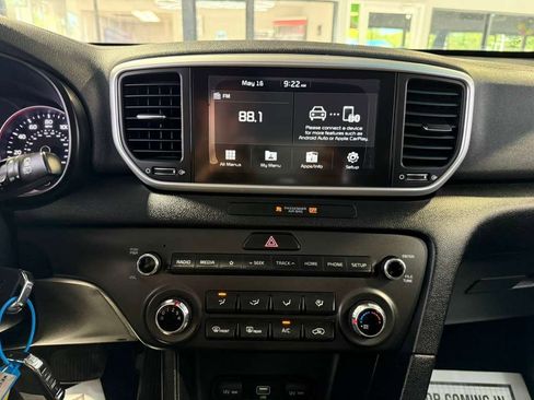 Used 2021 Kia Sportage LX FWD image 13