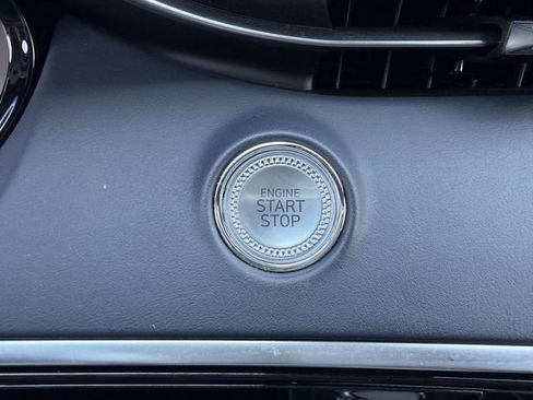 Used 2022 Genesis GV70 3.5T Sport w/ Sport Prestige Package image 19